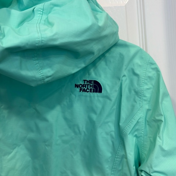 The North Face HyVent Rain Jacket - Picture 5 of 6